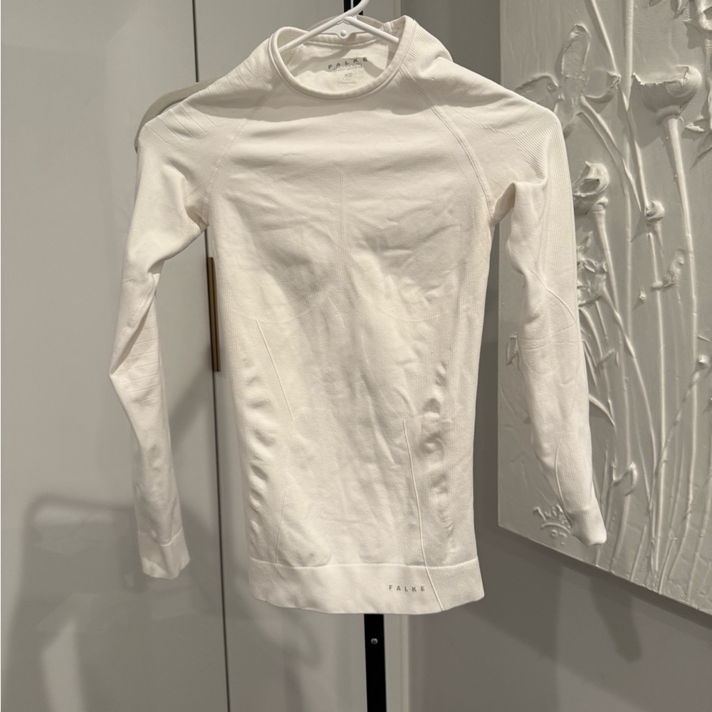 Falke Classic White Crew Neck Top